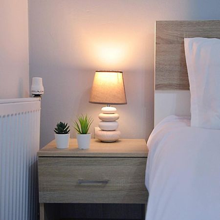 Agia Paraskevi, a cozy&minimal retire Ateny Zewnętrze zdjęcie