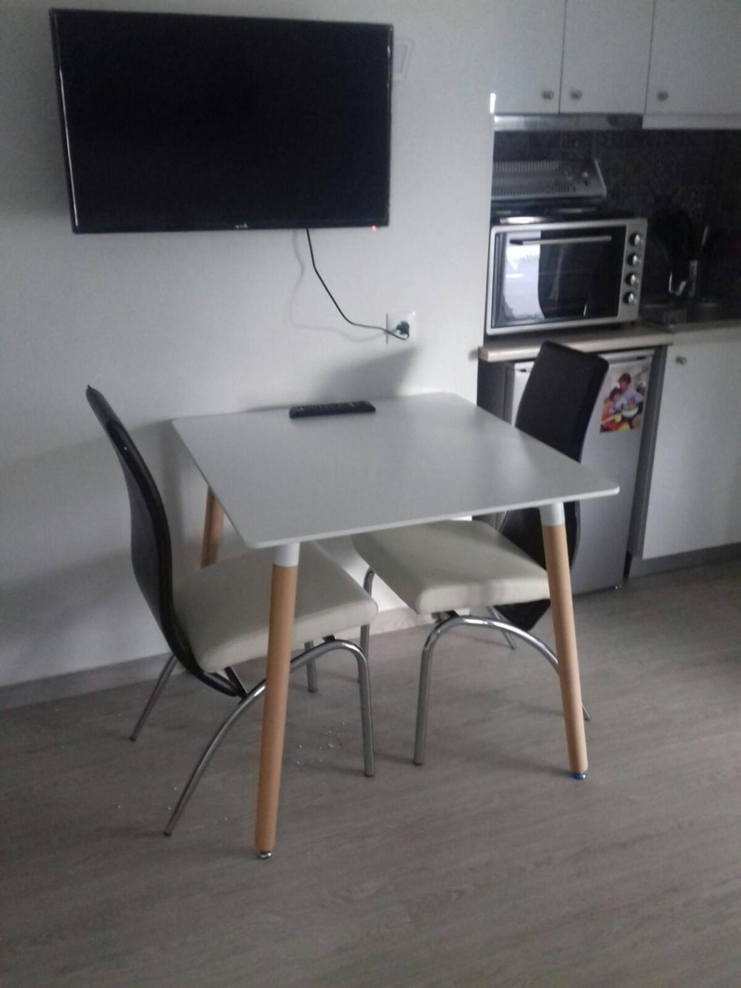 Agia Paraskevi, a cozy&minimal retire Ateny Zewnętrze zdjęcie